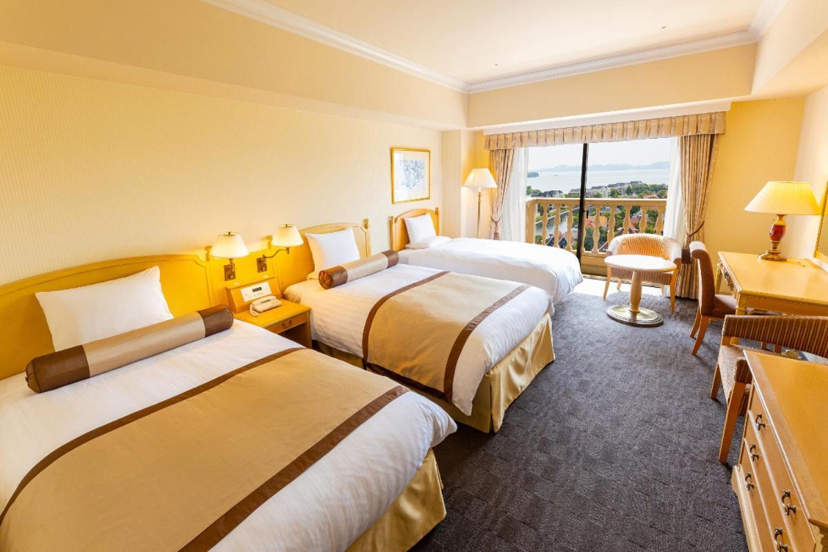 Hotel Okura Jr Huis Ten Bosch Сасебо Экстерьер фото Deluxe Room
