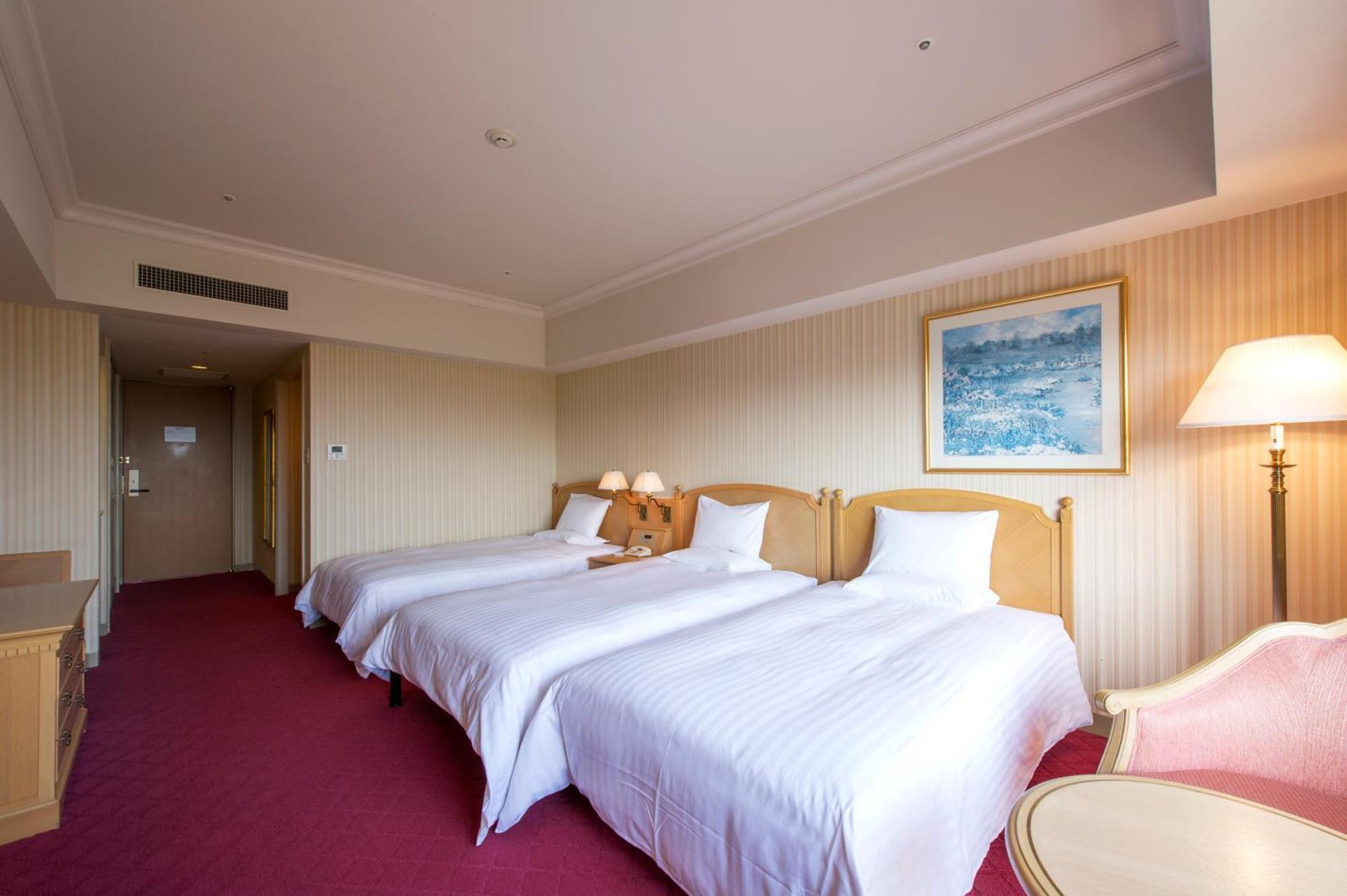 Hotel Okura Jr Huis Ten Bosch Сасебо Экстерьер фото Deluxe Room